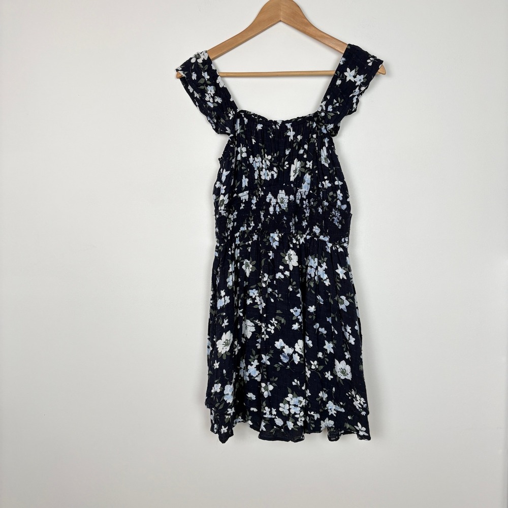 Hollister Womens Y2K Smocked Skort Dress Size L Navy Floral Cottagecore Pockets